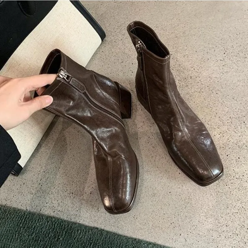 Ethnic And Fashion - Sepatu Wanita Baru Desainer Heel Ankle
