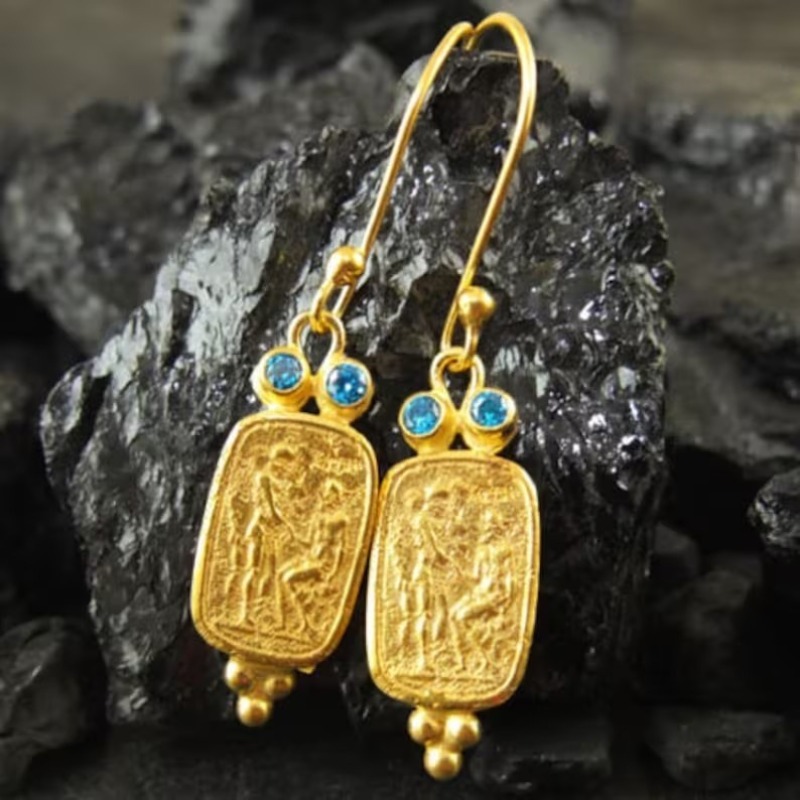 Ethnic Fashion Wear For Women - Anting Wanita Vintage Bertabur CZ Biru