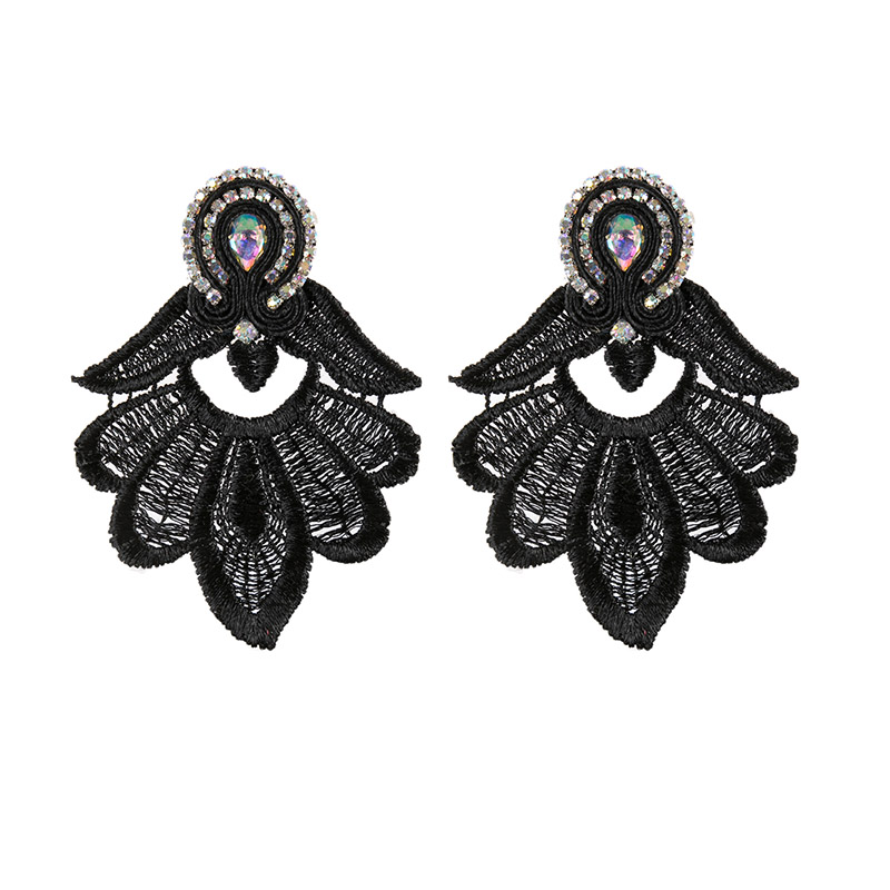 Ethnic Fashion Trend - Anting Wanita Fashion, Aksesoris Perhiasan, Anting