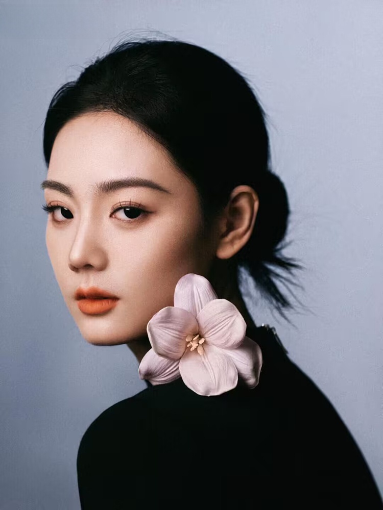 Gaun Fotografi Potret Hitam Se - Ethnic Clothing & Online Fashion Store Khaadi Pk ulasan dan harga