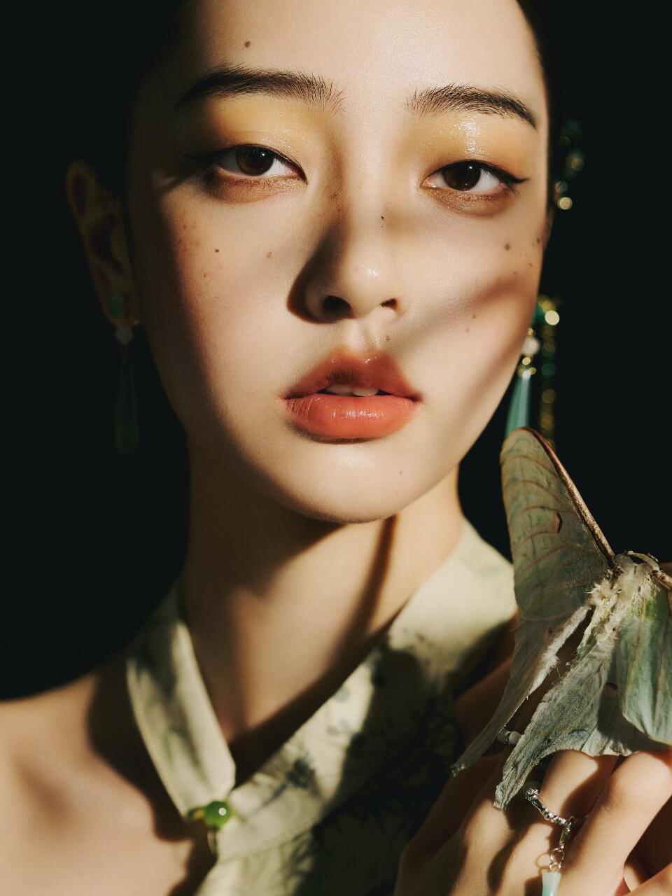 Gaun Tanpa Punggung Gaya Cina  - Ethnic Fashion Studio ulasan dan harga