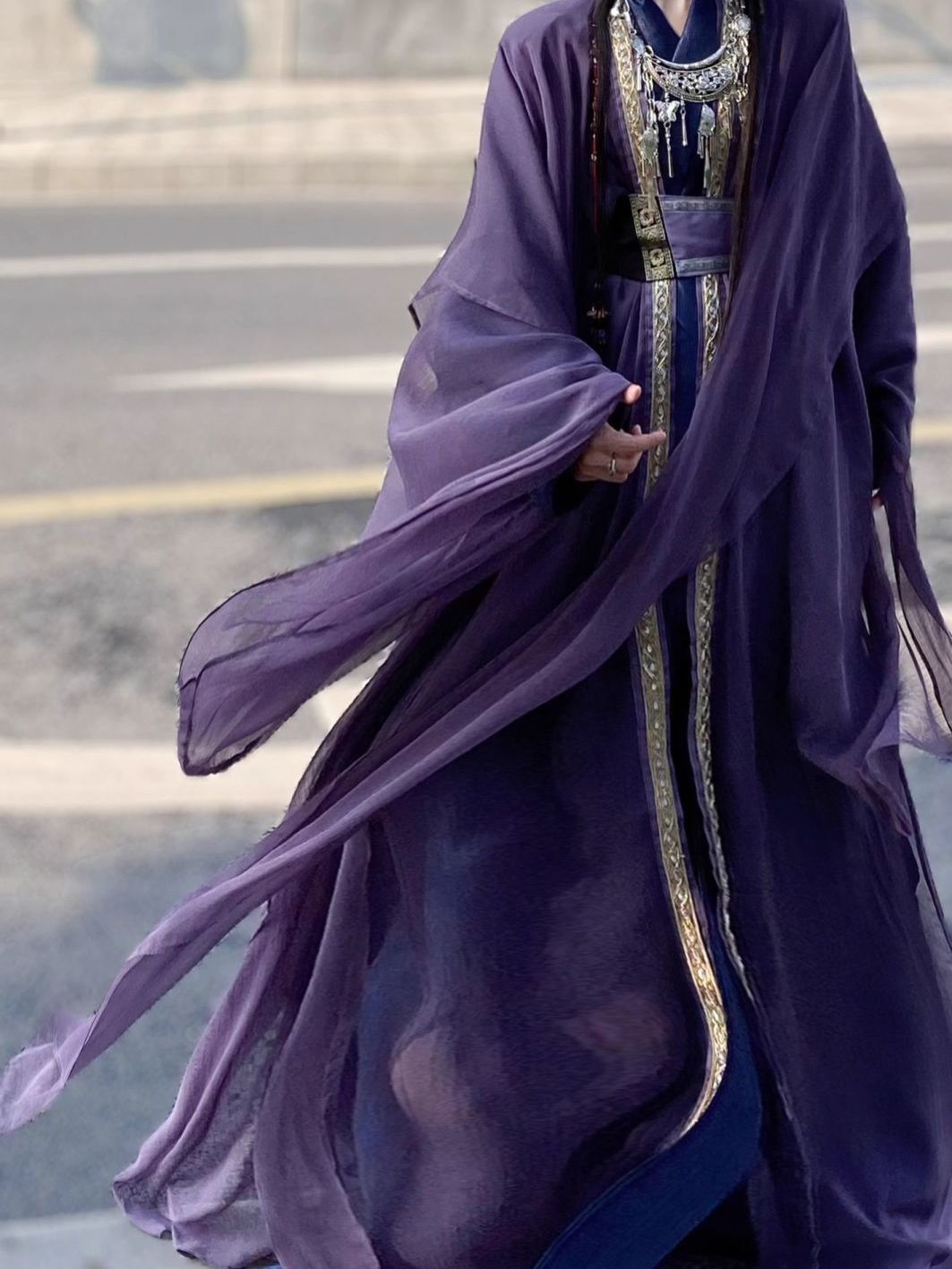 Kostum pertunjukan gaya etnik  - Ethnic Clothing & Online Fashion Store Khaadi Pk ulasan dan harga