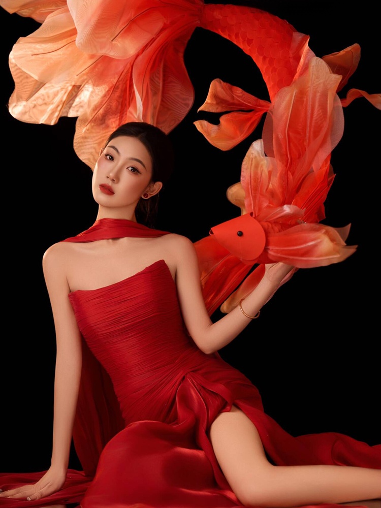 Gaun Gaya Cina Ikan Mas Merah  - Ethnic Fashion Studio ulasan dan harga