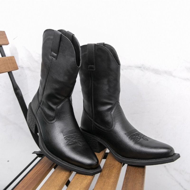 Sepatu Bot Pria Bordir Klasik  - Ethnic And Fashion ulasan dan harga